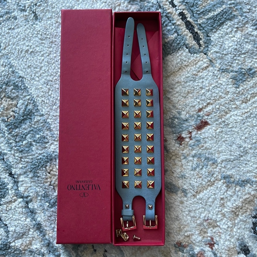 Bracelet Valentino, authentic 100%